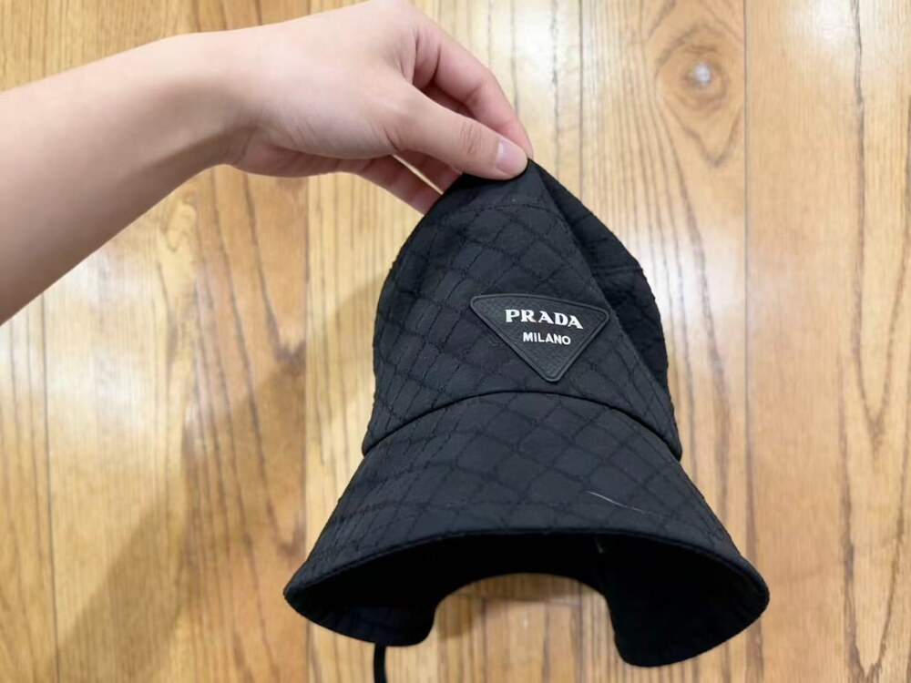 Prada Re Nylon Bucket Hat Black - Picture 4 of 4